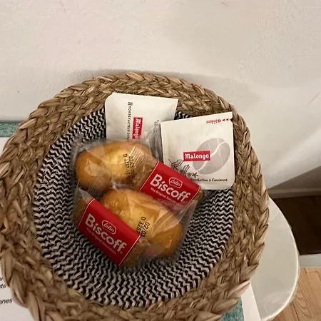 Des Palmiers, 3, Lit Double * וילנב-סור-לו